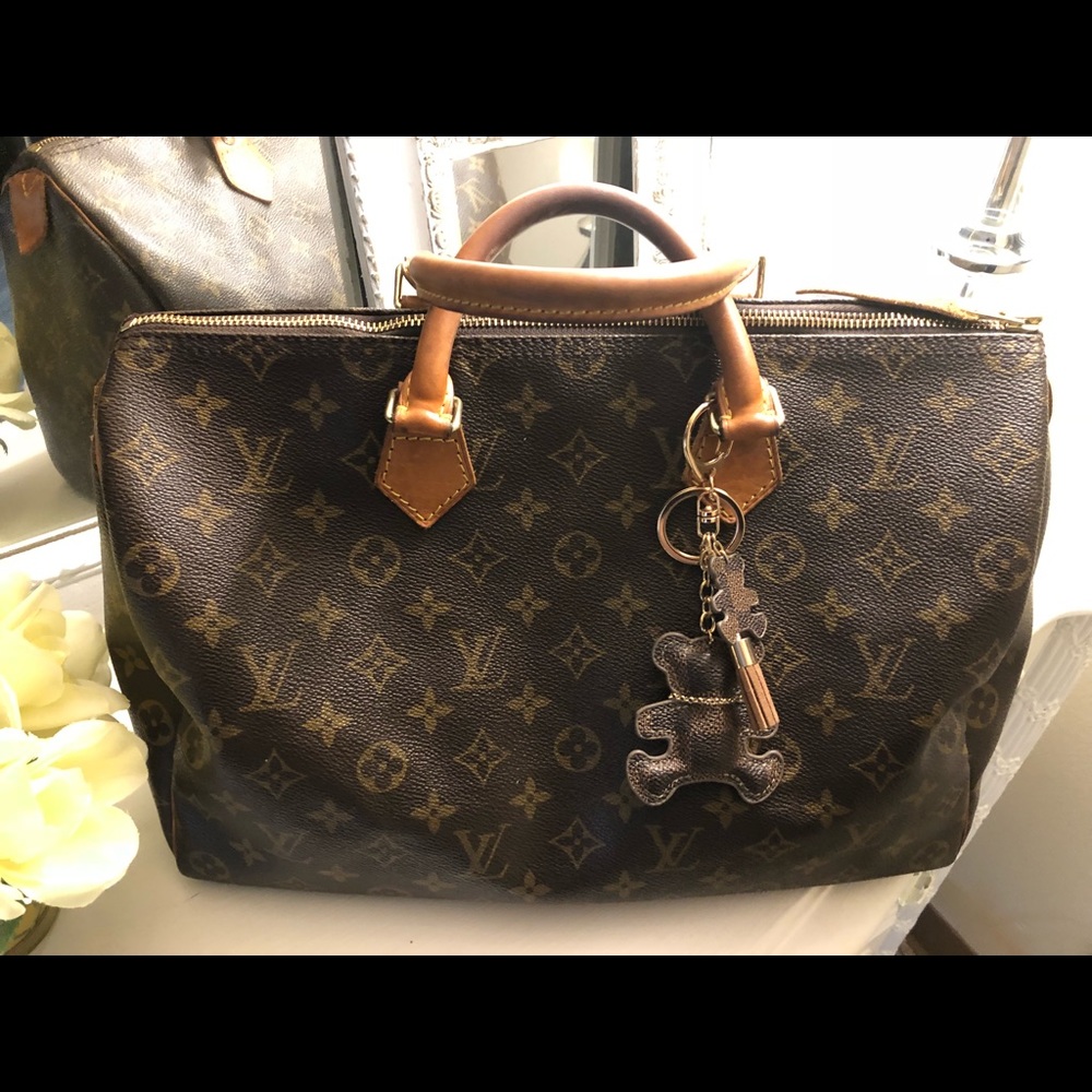 Louis Vuitton Speedy 35